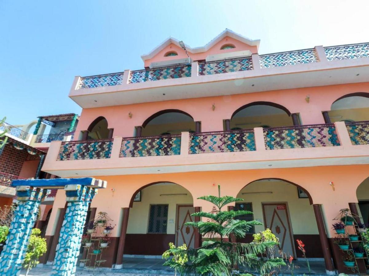 Oyo 74862 Shree Krishna Leela Hotel Manipal Bagian luar foto