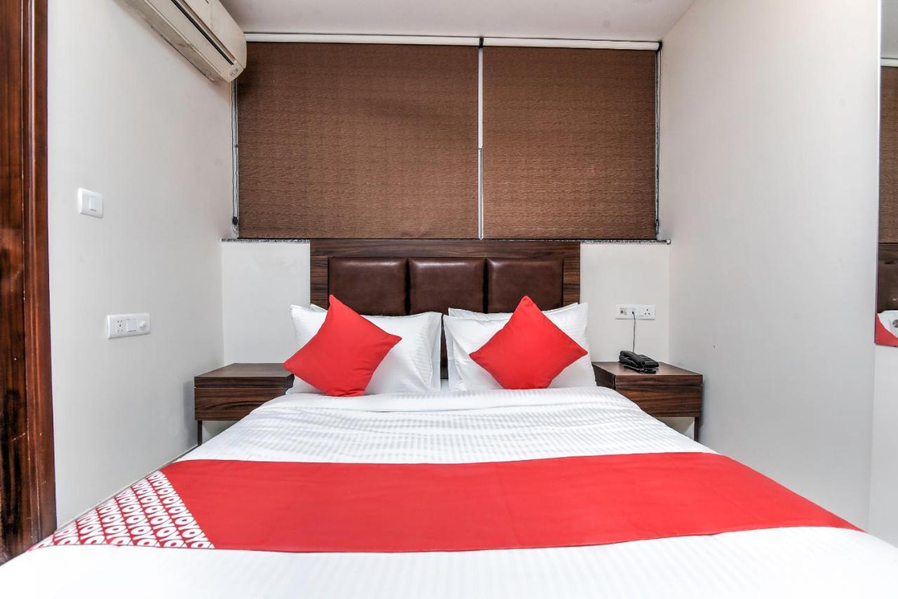 Oyo 74862 Shree Krishna Leela Hotel Manipal Bagian luar foto