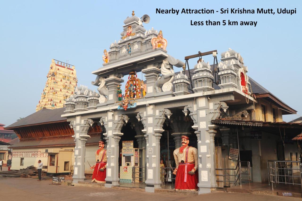 Oyo 74862 Shree Krishna Leela Hotel Manipal Bagian luar foto